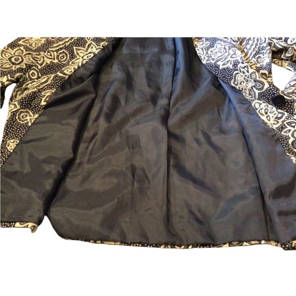 Alfred Dunner Blazer Jacket size 12 Tan/Navy Print Single Button V-Neck - Picture 4 of 5